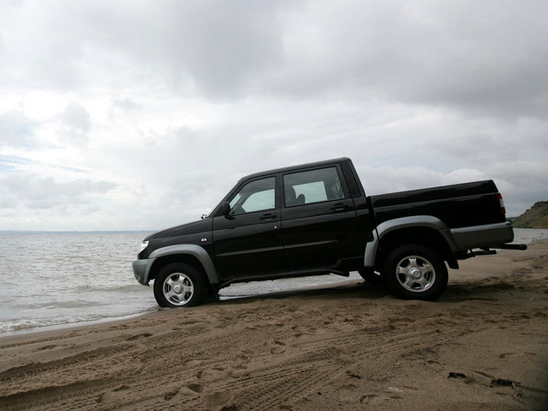 Автомобиль uaz pickup